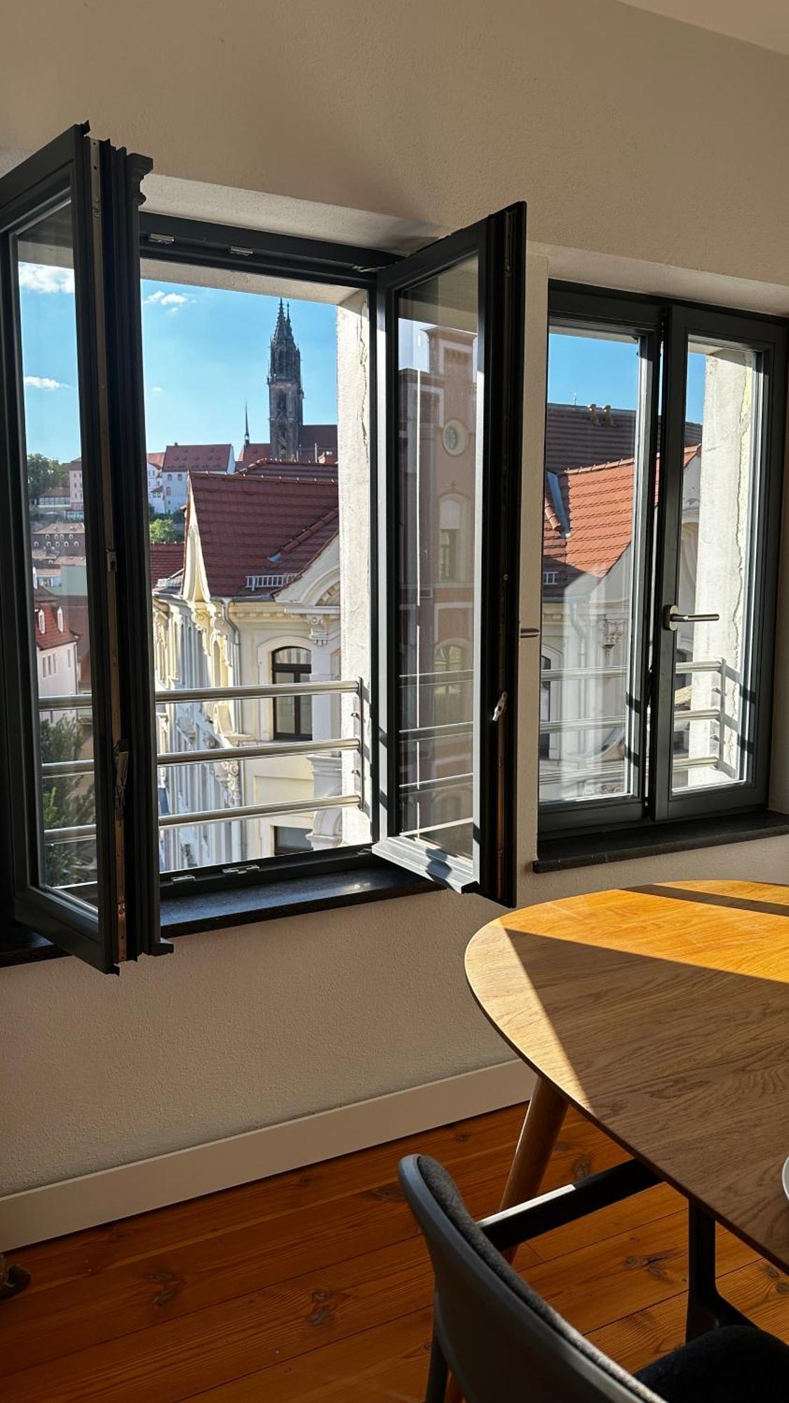 Ruhige-Moderne Wohnung Mit Burgblick ไมเซน ภายนอก รูปภาพ